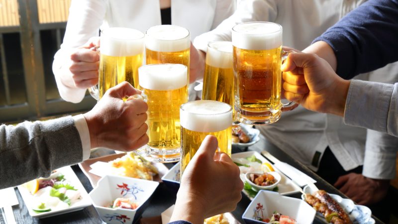 Đừng vì một phút quá chén mà bị gút tấn công