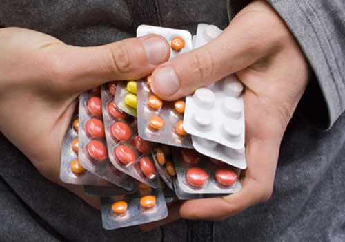 Có nên sử dụng thuốc tây chữa bệnh gout