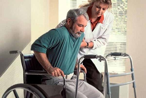 Bệnh gout hủy hoạt mô cơ đĩa đệm, vùng sụn của khớp và hủy họa sương khớp gây tàn phế