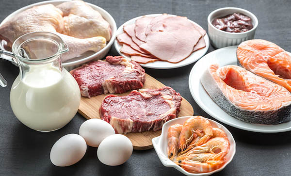 Thực phẩm giàu đạm “tiếp tay” cho việc hình thành gút mạn tính
