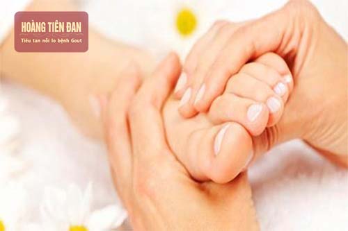 Bệnh gout có nên xoa dầu không