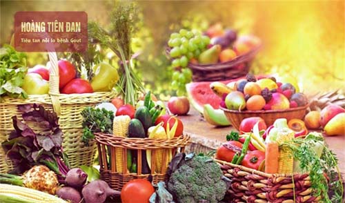 Ăn nhiều rau xanh và trái cây mỗi ngày giúp hạn chế biến chứng bệnh gout và sỏi thận