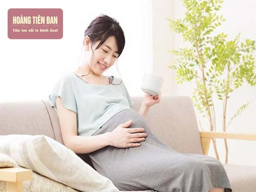   Phụ nữ mang thai cũng không nên ăn thịt chó để tránh tiền sản giật.