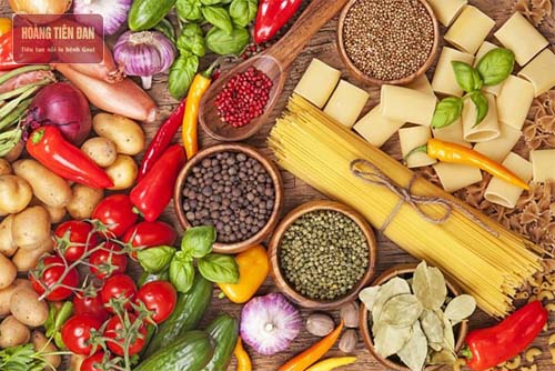 Người bị gout nên ăn trái cây, rau xanh và ngũ cốc.