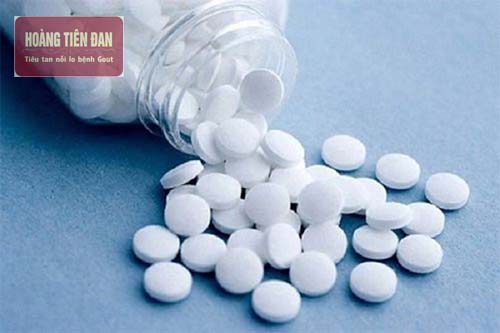 Sử dụng thuốc giảm đau nhằm giảm triệu chứng đau do thoái hóa khớp gối