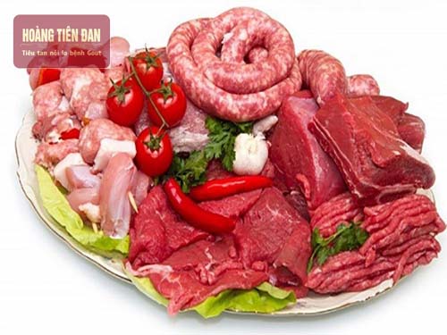   Ăn nhiều thực phẩm giàu chất đạm là nguyên nhân gây ra bệnh gout