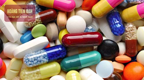   Dùng thuốc tây chữa gout bừa bãi, quá liều có thể gây hại cho gan, dạ dày, thận.