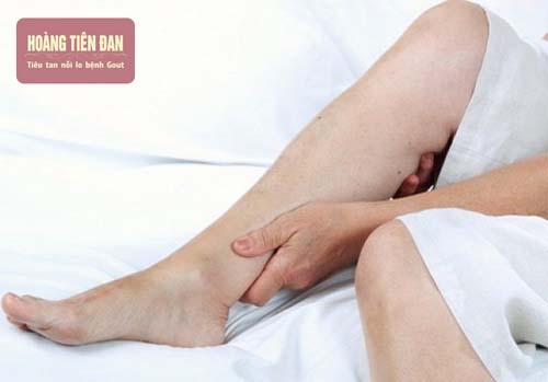  Nghỉ ngơi, xoa bóp nhẹ nhàng để giảm đau khớp cổ chân.