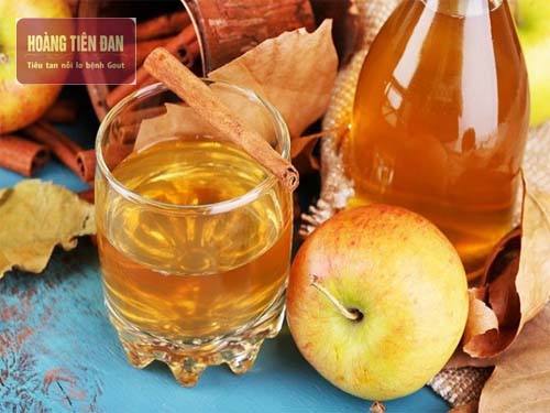 Giấm táo có nhiều tác dụng bất ngờ đến người bị gout.