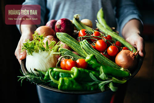 Chế độ ăn DASH bao gồm: Giảm muối, tăng ngũ cốc nguyên hạt, trái cây và rau quả